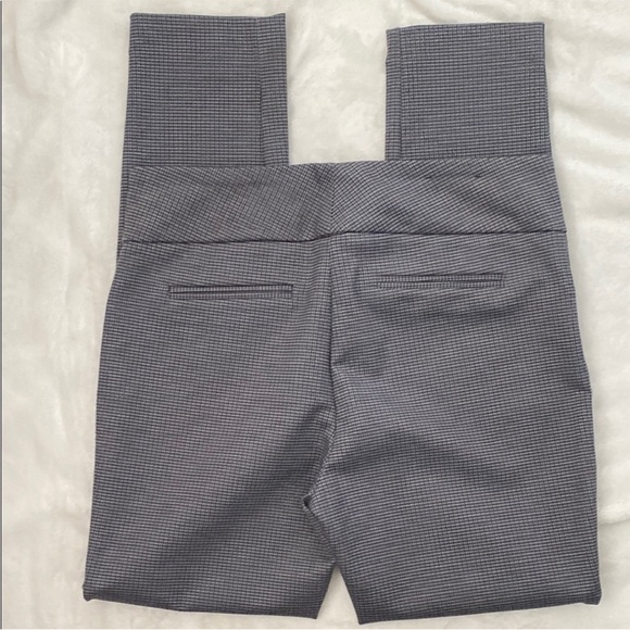 DALIA Women’s Gray Slim Fit Pants. Size M - Picture 7 of 9